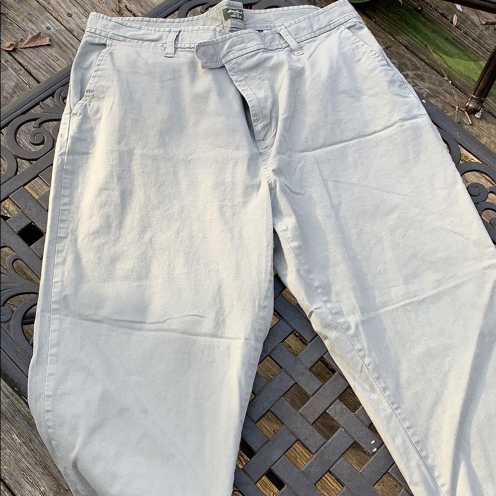 Eddie Bauer crop cotton capri pants Olive/Khaki